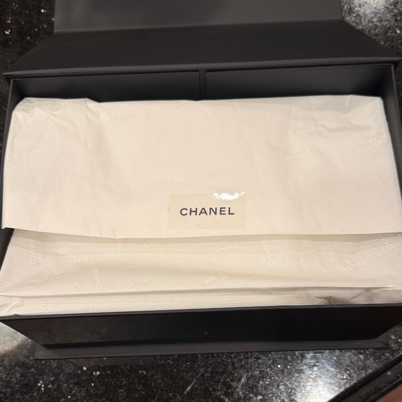 CHANEL Black Bag Storage Box - Picture 9 of 17